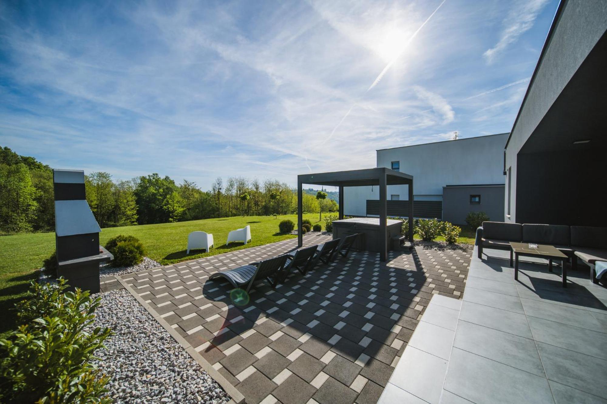 K Relax Place, Varazdinske Toplice, Modern Home With Sauna, Jacuzzi, Wifi Exteriér fotografie